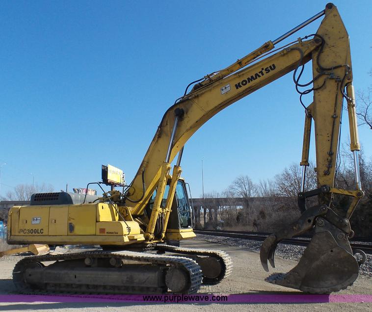 image for item N9393 1999 Komatsu PC300LC-6LE excavator