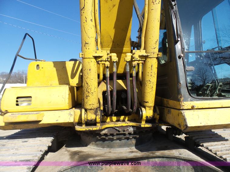 image for item N9393 1999 Komatsu PC300LC-6LE excavator