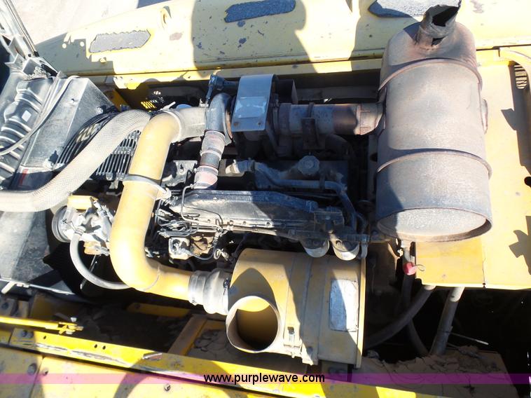 image for item N9393 1999 Komatsu PC300LC-6LE excavator