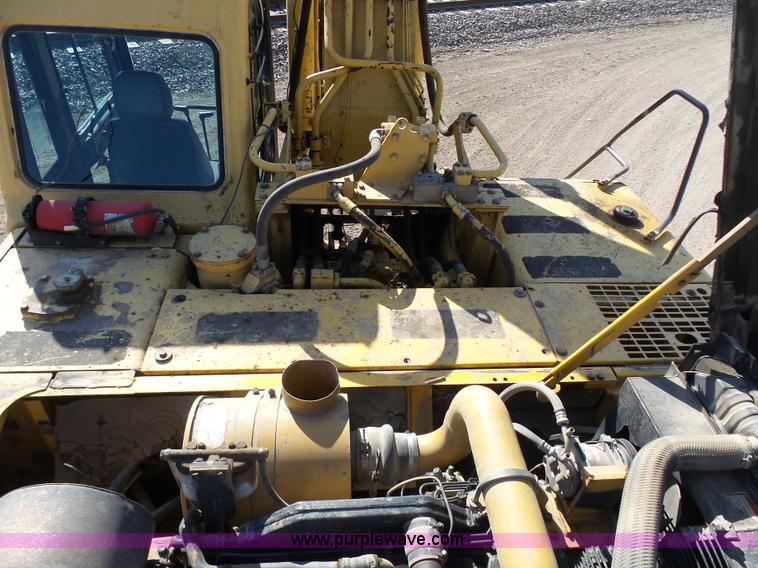 image for item N9393 1999 Komatsu PC300LC-6LE excavator