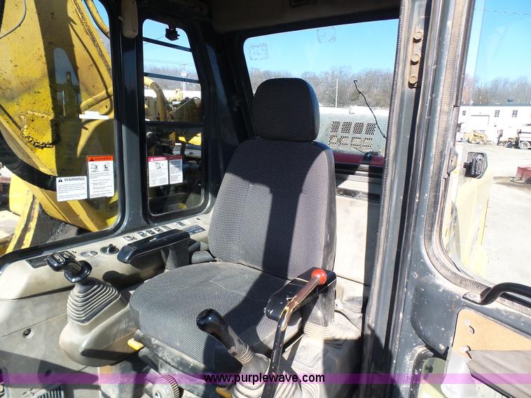 image for item N9393 1999 Komatsu PC300LC-6LE excavator