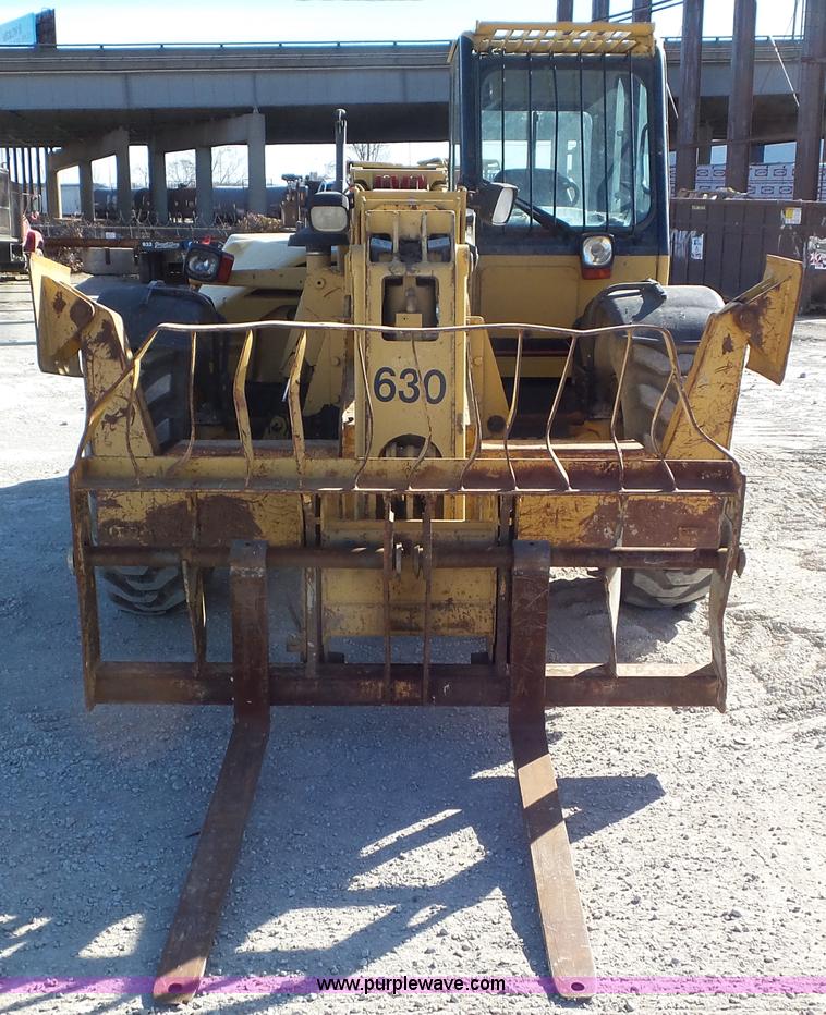 image for item N9442 1997 Caterpillar TH83 telehandler