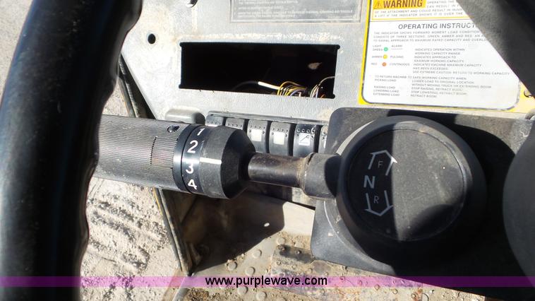 image for item N9442 1997 Caterpillar TH83 telehandler