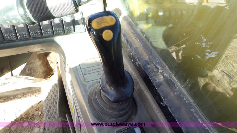 image for item N9442 1997 Caterpillar TH83 telehandler