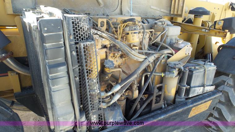 image for item N9442 1997 Caterpillar TH83 telehandler