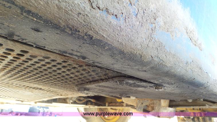 image for item N9442 1997 Caterpillar TH83 telehandler