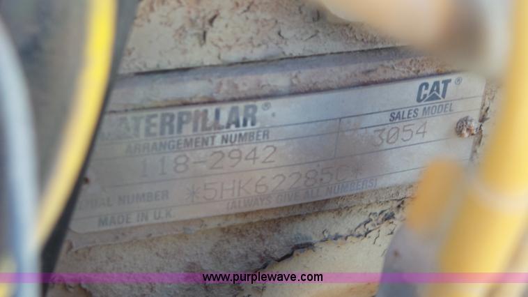 image for item N9442 1997 Caterpillar TH83 telehandler