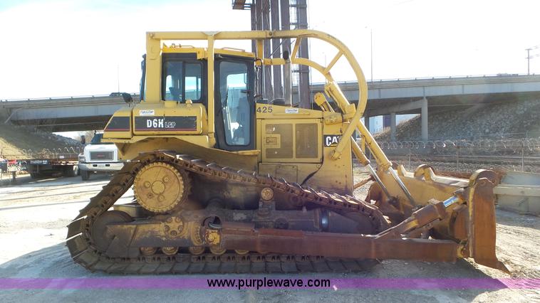image for item N9443 1992 Caterpillar D6H LGP Series II dozer