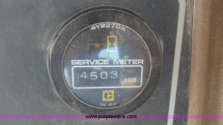 image for item N9443 1992 Caterpillar D6H LGP Series II dozer