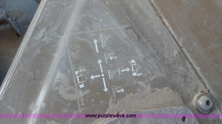 image for item N9443 1992 Caterpillar D6H LGP Series II dozer