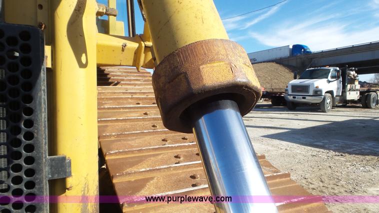 image for item N9443 1992 Caterpillar D6H LGP Series II dozer