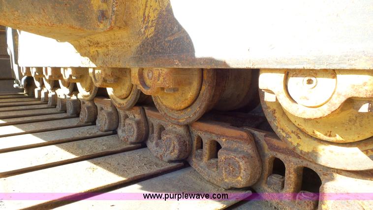 image for item N9443 1992 Caterpillar D6H LGP Series II dozer