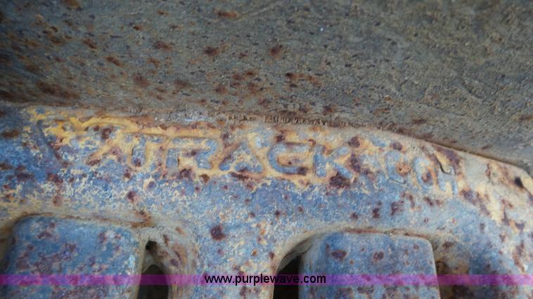 image for item N9443 1992 Caterpillar D6H LGP Series II dozer