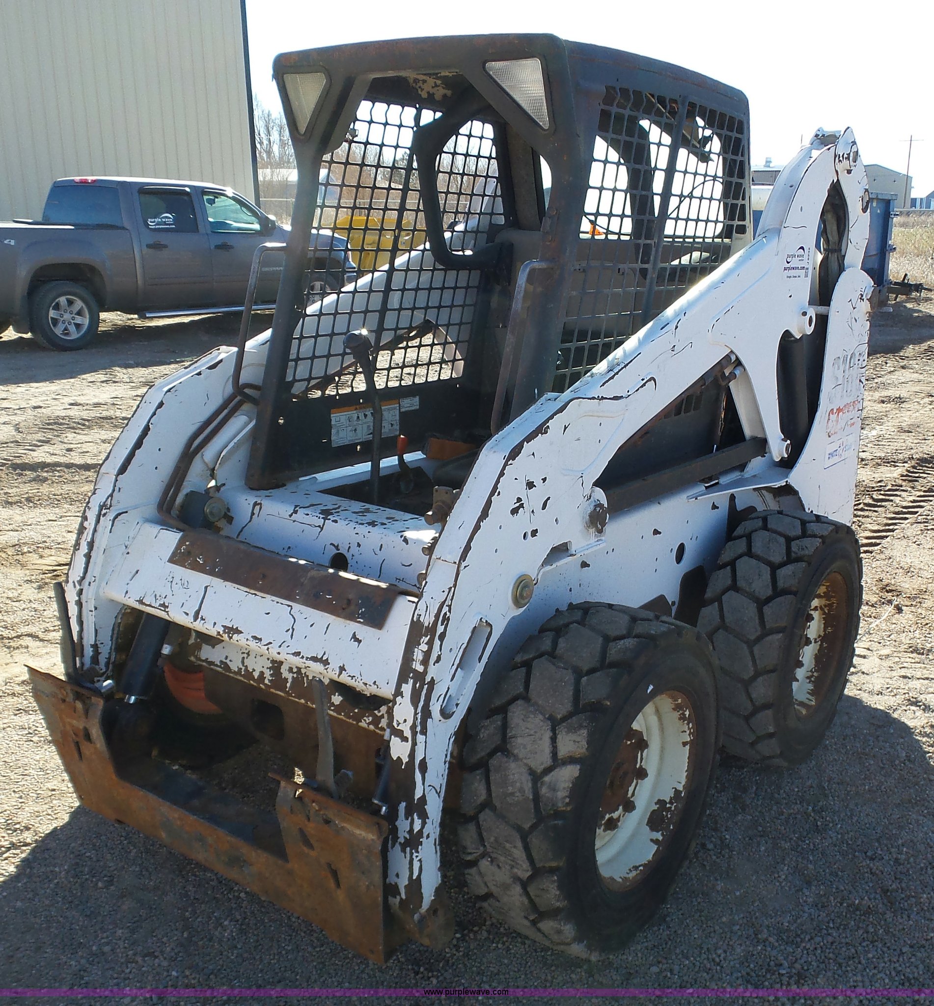 J6232 image for item J6232 2007 Bobcat S185 skid steer