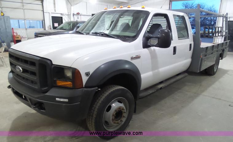 image for item AW9282 2006 Ford F450 Super Duty XL SuperCrew flatbed truck