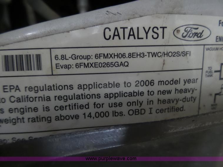 image for item AW9282 2006 Ford F450 Super Duty XL SuperCrew flatbed truck