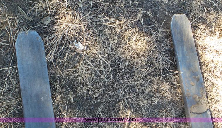 image for item BN9346 Caterpillar 261-6681 skid steer fork attachment