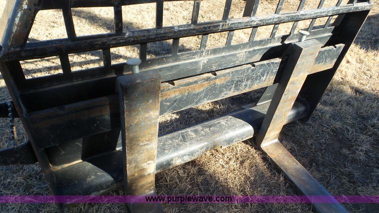 image for item BN9346 Caterpillar 261-6681 skid steer fork attachment