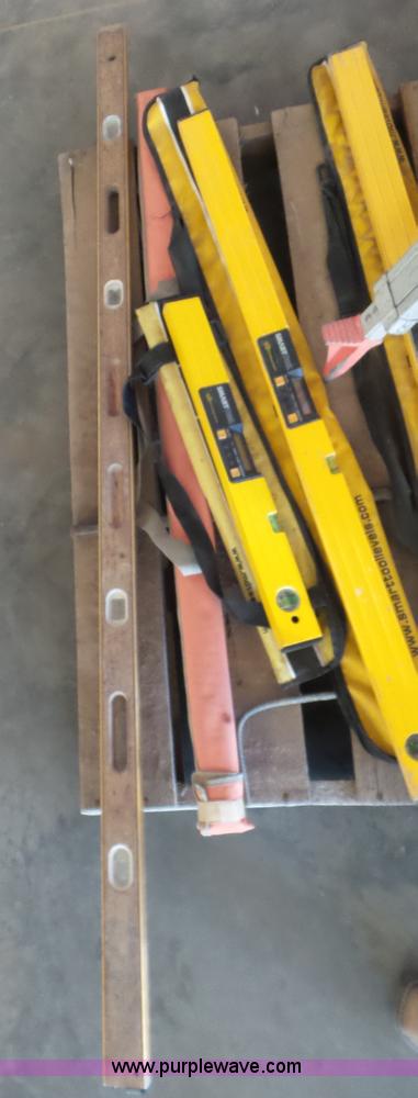 image for item BN9355 Assorted surveying equipment