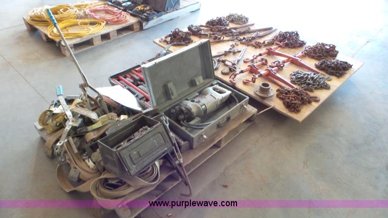 image for item BN9356 Assorted tools