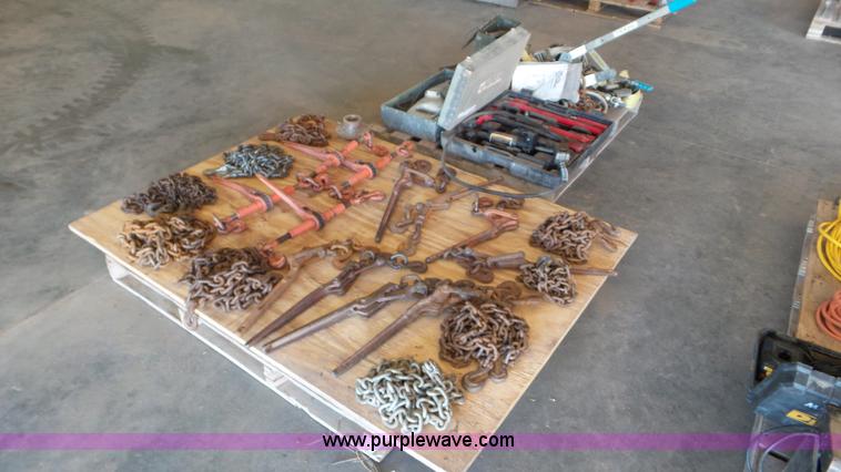 image for item BN9356 Assorted tools