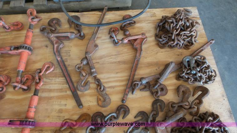 image for item BN9356 Assorted tools