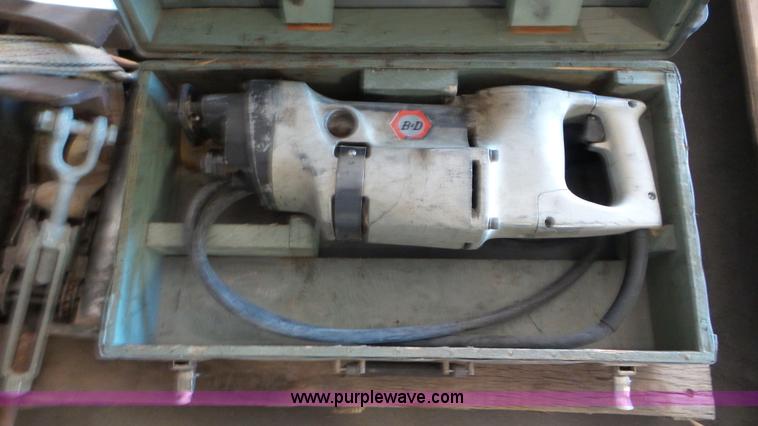 image for item BN9356 Assorted tools