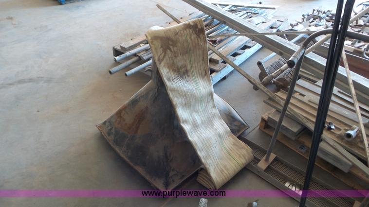 image for item BN9368 Assorted concrete tools