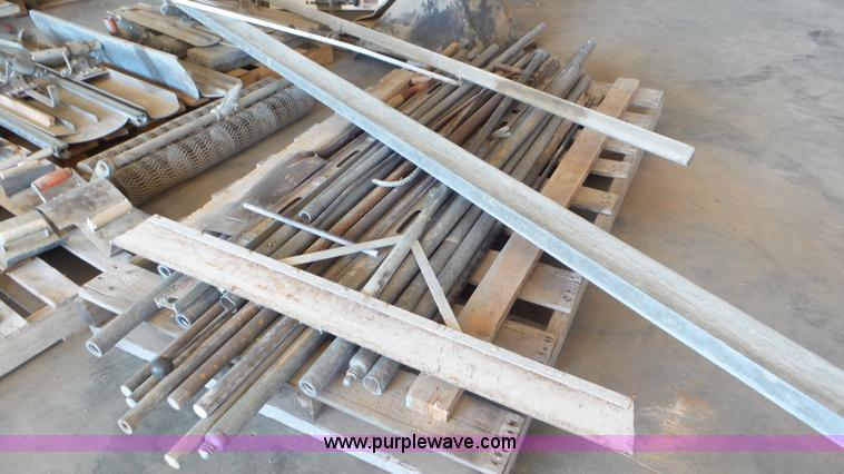 image for item BN9368 Assorted concrete tools