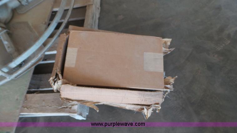 image for item BN9379 Arrow Master F-36 power trowel