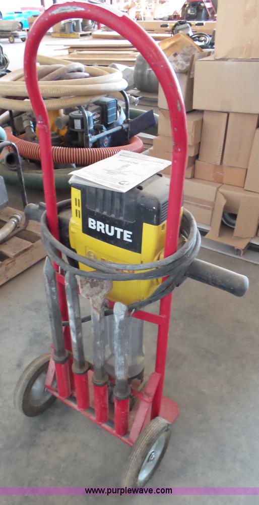 image for item BN9383 Bosch Brute BH2760VC concrete breaker