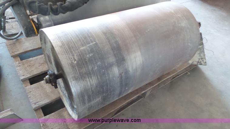 image for item BN9387 Hydraulic curb roller