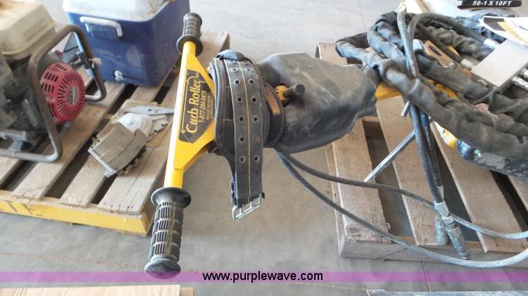 image for item BN9387 Hydraulic curb roller