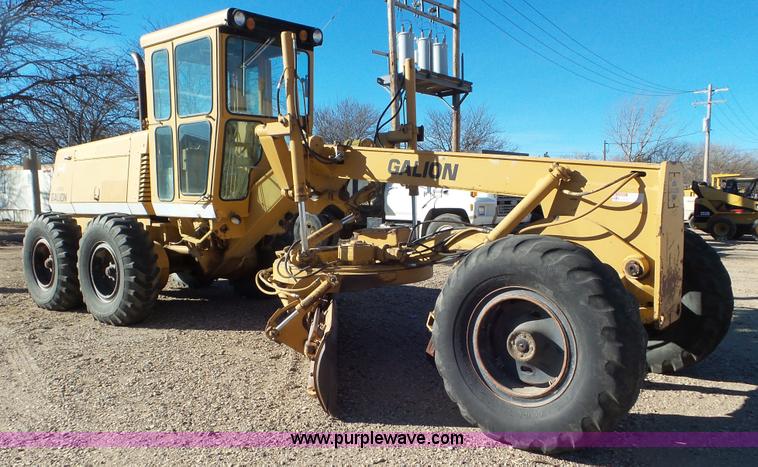 image for item J6799 Galion A550 motor grader