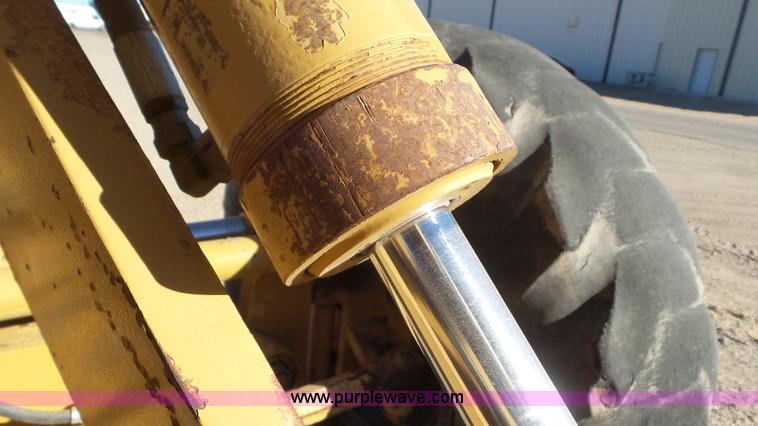 image for item J6799 Galion A550 motor grader