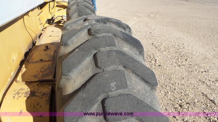 image for item J6799 Galion A550 motor grader