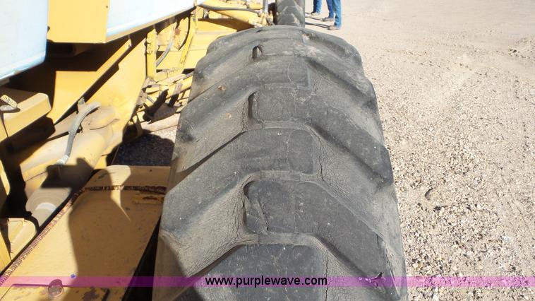 image for item J6799 Galion A550 motor grader