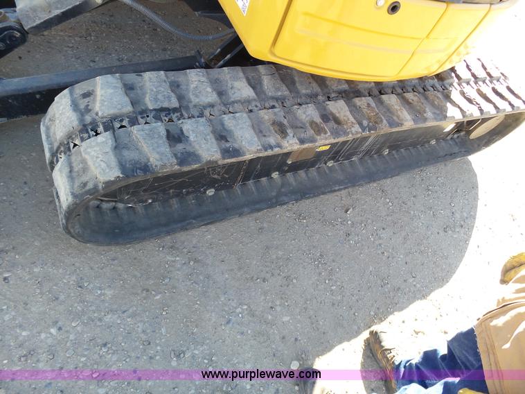 image for item J6800 2008 Caterpillar 304C CR mini excavator