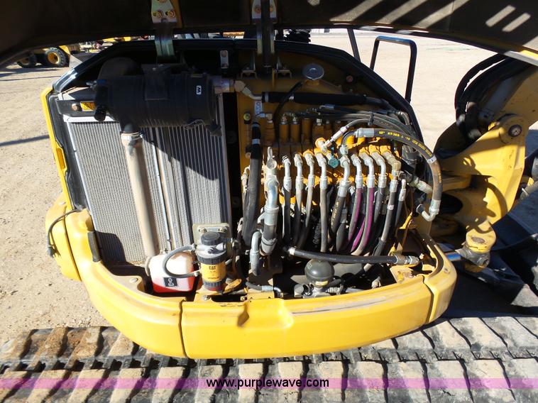 image for item J6800 2008 Caterpillar 304C CR mini excavator