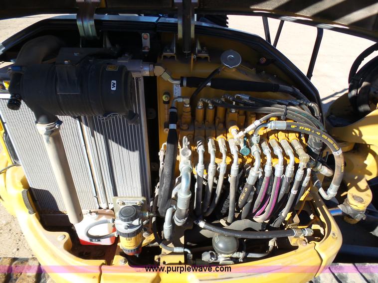 image for item J6800 2008 Caterpillar 304C CR mini excavator