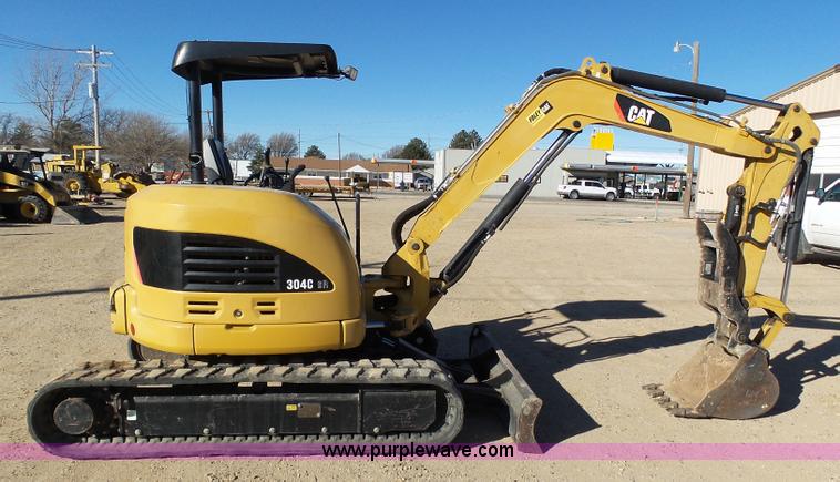 image for item J6800 2008 Caterpillar 304C CR mini excavator