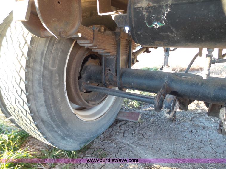 image for item J6808 1973 Great Dane 73127 enclosed cargo trailer