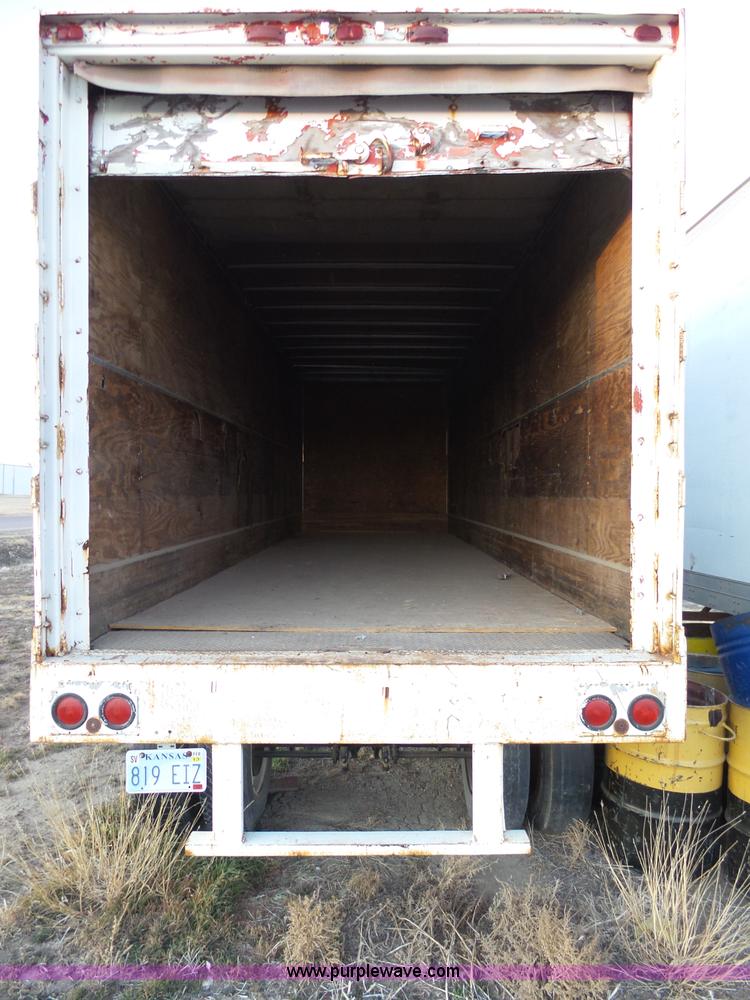 image for item J6808 1973 Great Dane 73127 enclosed cargo trailer