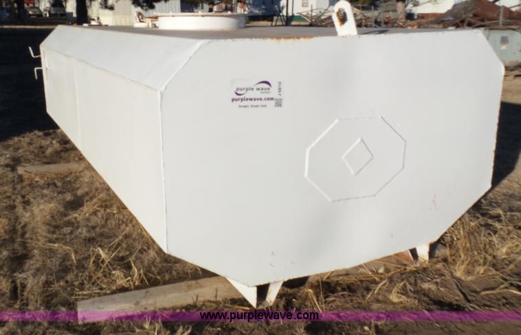 image for item J6810 Steel water tank