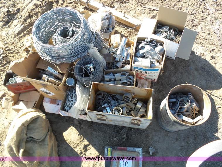 image for item J6814 Assorted fencing supplies