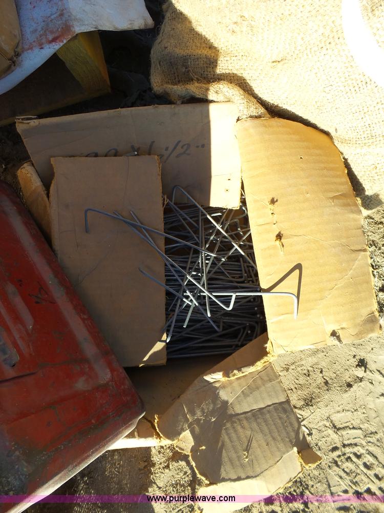 image for item J6814 Assorted fencing supplies