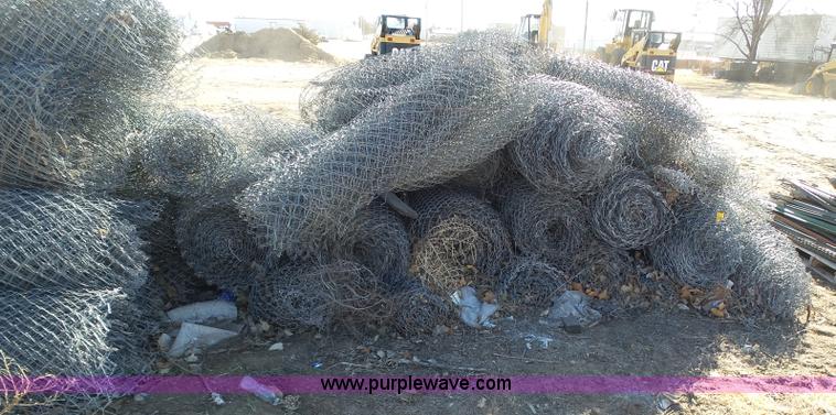 image for item J6814 Assorted fencing supplies