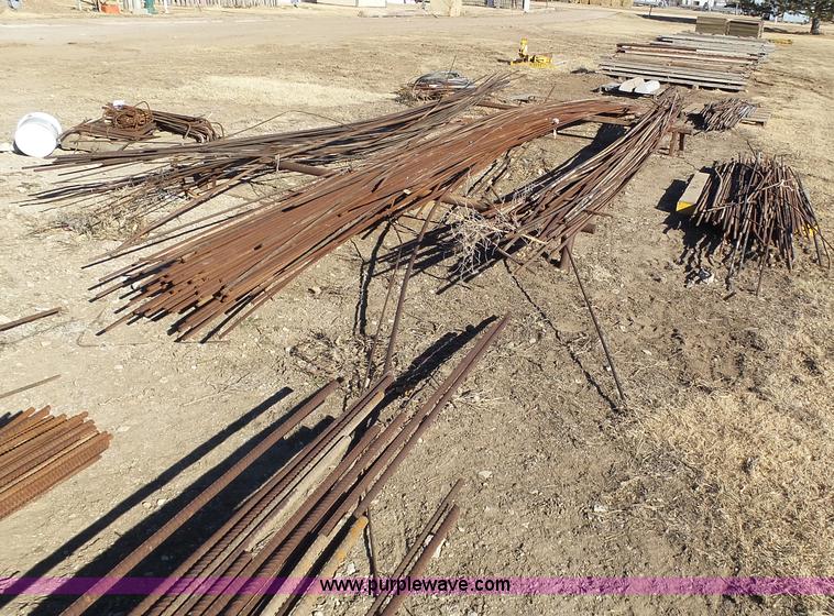 image for item J6815 Assorted rebar