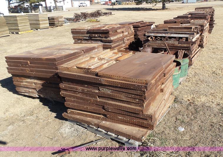 image for item J6822 Assorted Efco steel panels and concrete forms