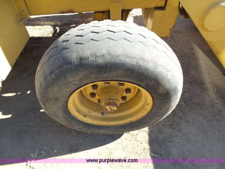 image for item J6824 1994 Caterpillar 416B backhoe